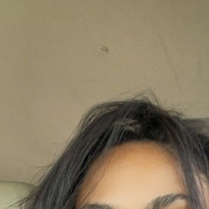 Meet your Posher, Nia